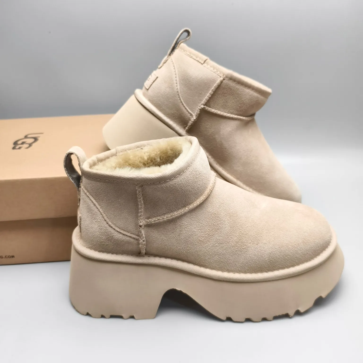 💰480 UGG sheepskin all-in-one snow boots 8311 thick-soled high-heeled fashion shoes Color: Maroon Sand Black Walnut Size: 35-40